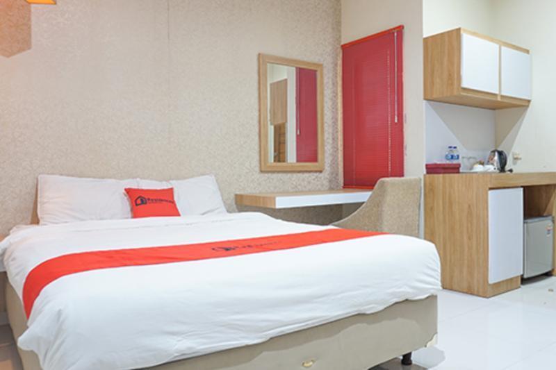 Guest house Residences By Reddoorz Syariah Near Tebet Timur Dalam - Minimum 7 Days 2*