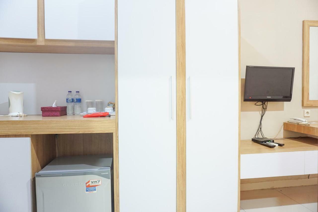 Guest house Residences By Reddoorz Syariah Near Tebet Timur Dalam - Minimum 7 Days Jakarta